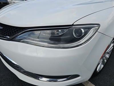 2016 Chrysler 200 Limited