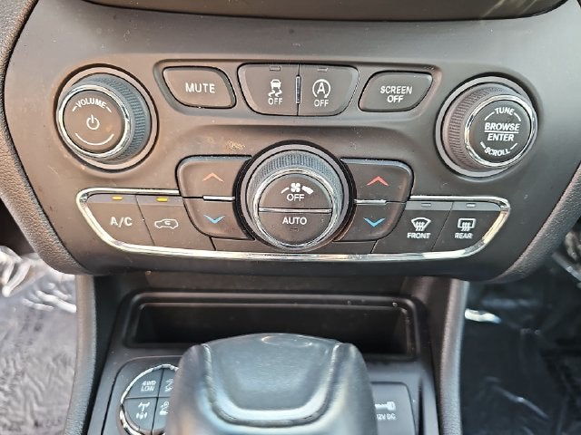 2022 Jeep Cherokee Trailhawk