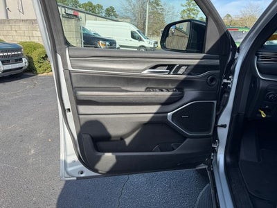 2024 Jeep Wagoneer L Series III