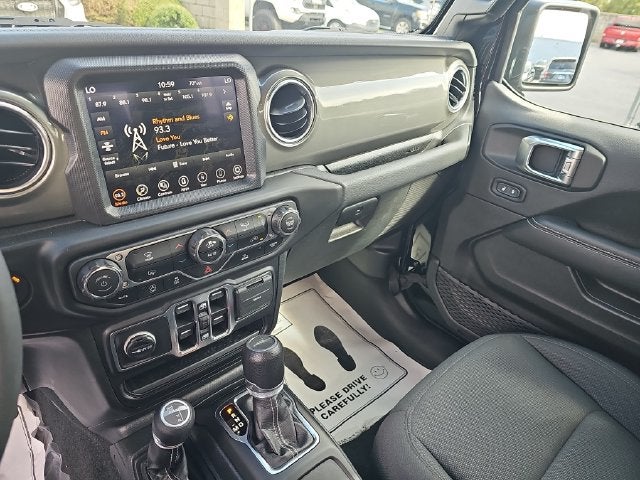 2023 Jeep Gladiator Overland