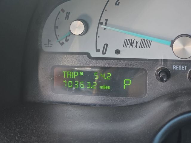 2002 Ford Thunderbird Base