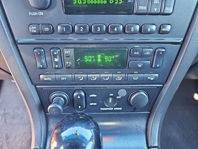 2002 Ford Thunderbird Base