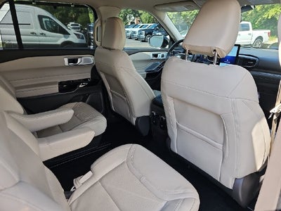 2024 Ford Explorer Platinum