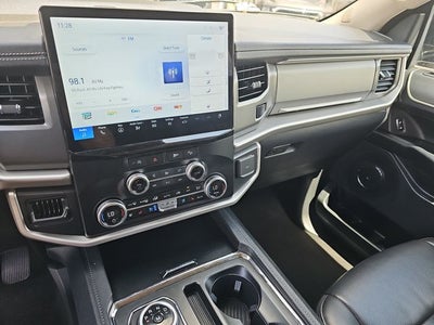 2024 Ford Expedition XLT