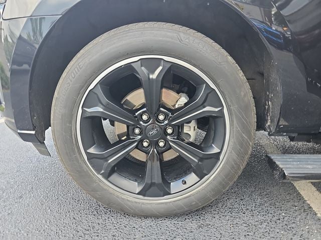 2023 Ford Expedition Limited STEALTH PACKAGE