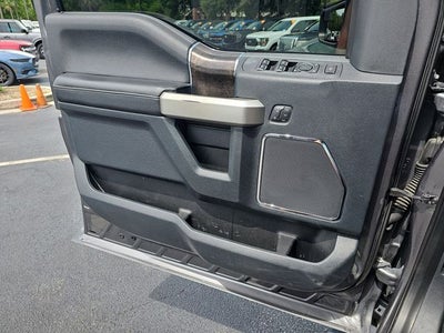 2022 Ford F-250SD Lariat