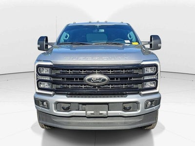 2023 Ford F-350SD Lariat