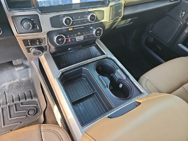 2022 Ford F-350SD Lariat DRW