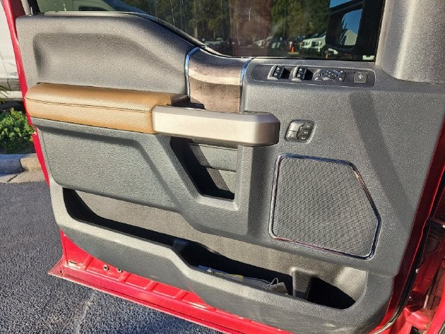 2022 Ford F-350SD Lariat DRW