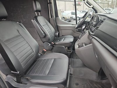 2022 Ford Transit-250 Base