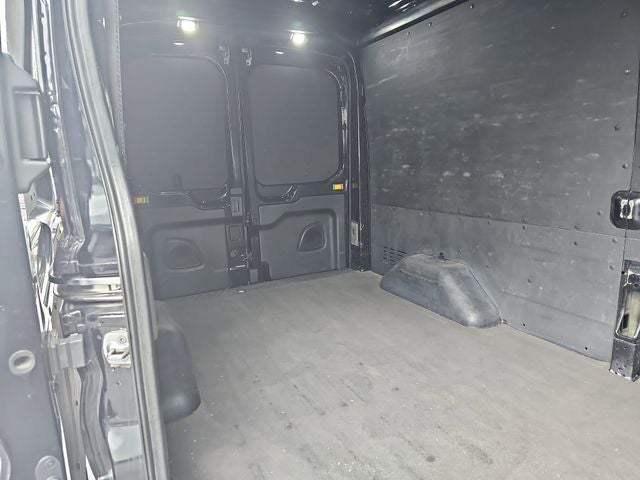 2022 Ford Transit-250 Base