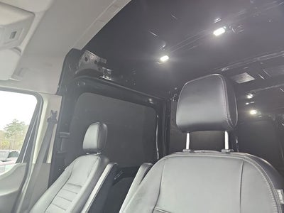 2022 Ford Transit-250 Base