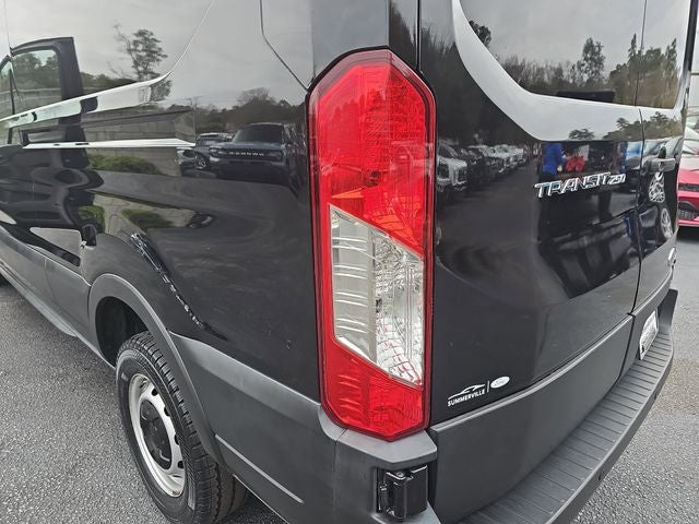 2022 Ford Transit-250 Base