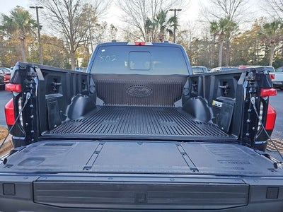 2022 Ford F-150 Lightning Lariat