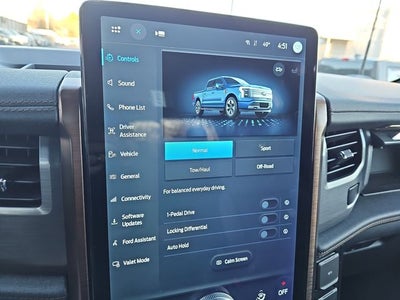 2022 Ford F-150 Lightning Lariat