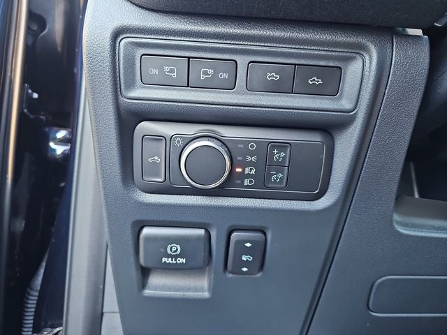 2022 Ford F-150 Lightning Lariat