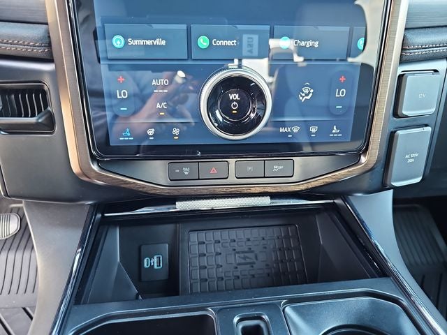 2023 Ford F-150 Lightning Lariat