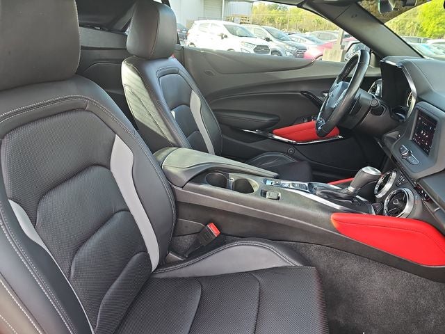 2023 Chevrolet Camaro 2LT 2LT