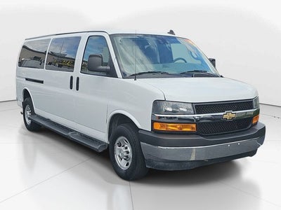2023 Chevrolet Express 3500 LT Passenger
