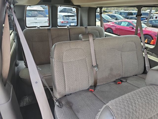 2023 Chevrolet Express 3500 LT Passenger
