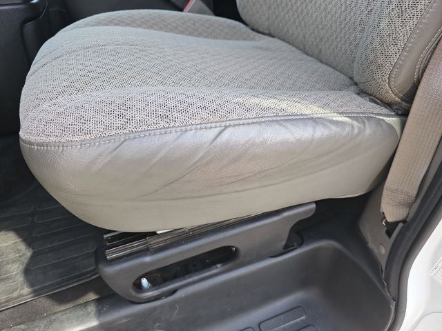 2023 Chevrolet Express 3500 LT Passenger