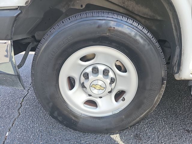 2023 Chevrolet Express 3500 LT Passenger