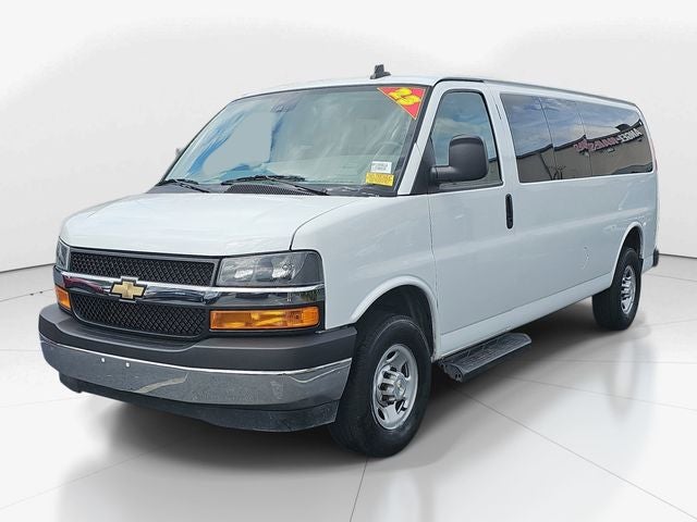 2023 Chevrolet Express 3500 LT Passenger