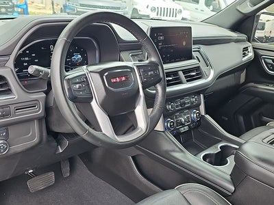 2023 GMC Yukon SLT