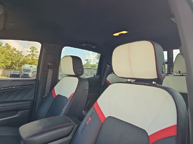 2024 GMC Canyon AT4X