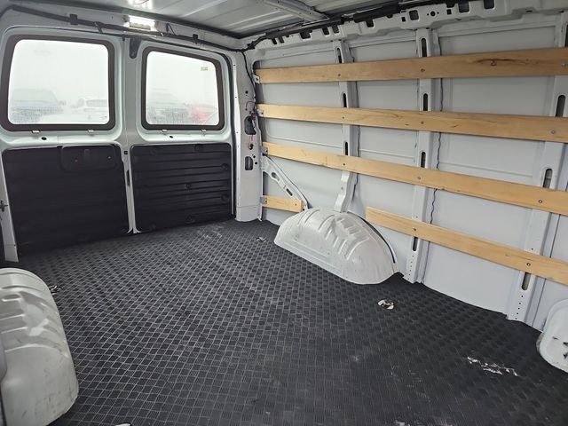 2024 GMC Savana 2500 Work Van