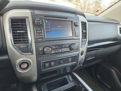 2017 Nissan Titan SV
