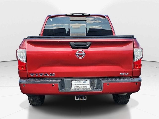 2017 Nissan Titan SV