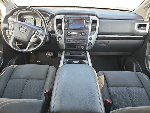 2017 Nissan Titan SV