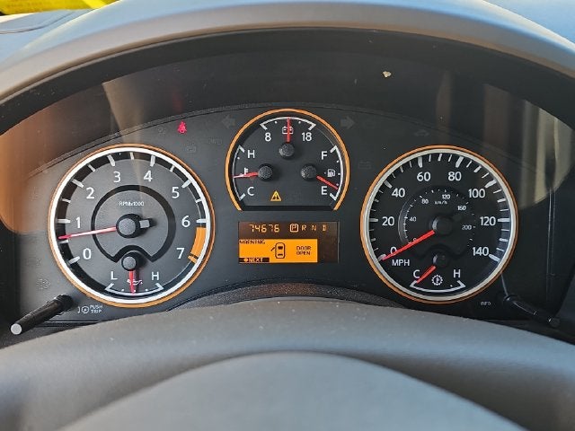 2012 Nissan Titan SV