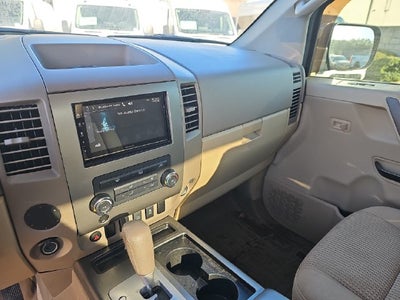 2012 Nissan Titan SV