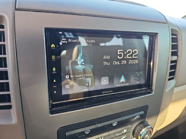 2012 Nissan Titan SV