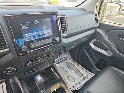 2022 Nissan Frontier SV