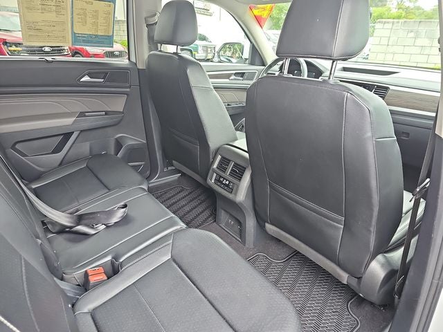 2022 Volkswagen Atlas 2.0T SE w/Technology