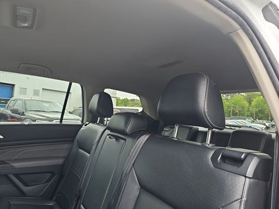 2022 Volkswagen Atlas 2.0T SE w/Technology