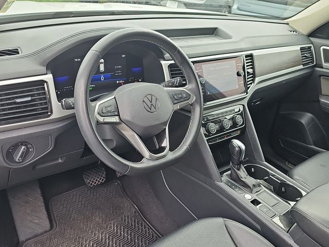 2022 Volkswagen Atlas 2.0T SE w/Technology
