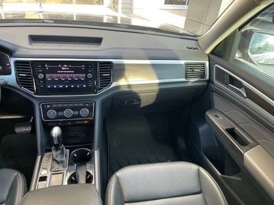 2022 Volkswagen Atlas 3.6L V6 SE w/Technology
