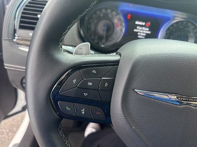 2023 Chrysler 300 C