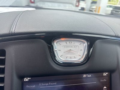 2023 Chrysler 300 C
