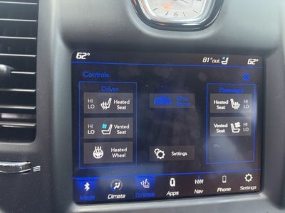 2023 Chrysler 300 C