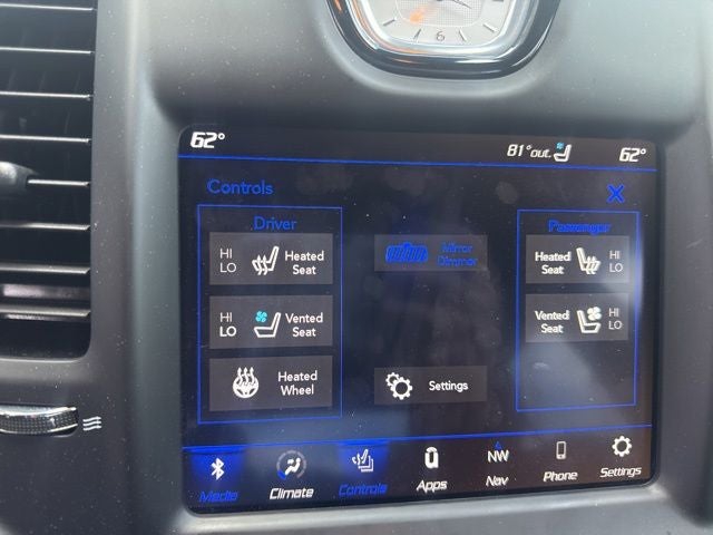 2023 Chrysler 300 C