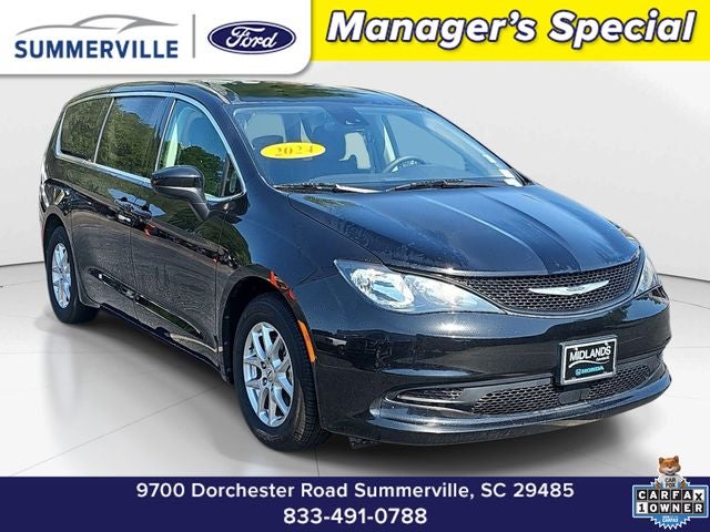 2024 Chrysler Voyager LX