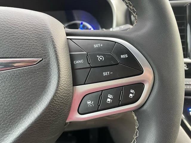 2022 Chrysler Pacifica Hybrid Touring L