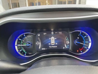 2022 Chrysler Pacifica Hybrid Touring L