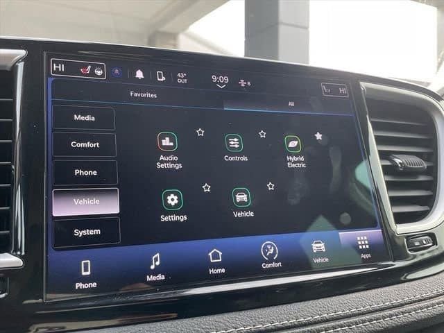 2022 Chrysler Pacifica Hybrid Touring L