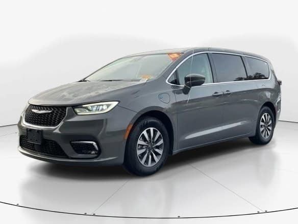 2022 Chrysler Pacifica Hybrid Touring L